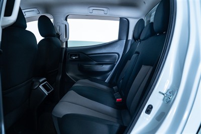 2021 Mitsubishi Triton - Thumbnail