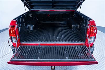 2017 Toyota Hilux - Thumbnail