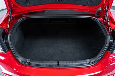 2017 Holden Commodore - Thumbnail