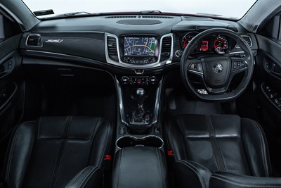 2017 Holden Commodore - Thumbnail