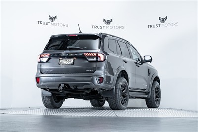 2023 Ford Everest - Thumbnail