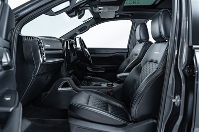 2023 Ford Everest - Thumbnail