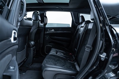 2018 Jeep Grand Cherokee - Thumbnail