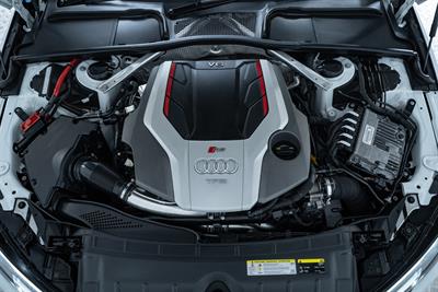 2018 Audi RS4 - Thumbnail