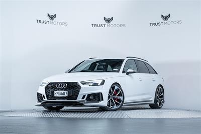 2018 Audi RS4 - Thumbnail