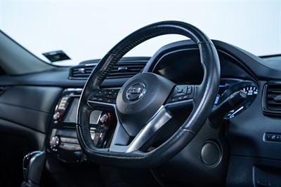 2019 Nissan X-Trail - Thumbnail