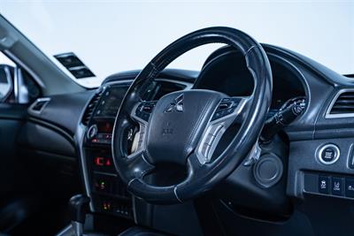 2020 Mitsubishi Triton - Thumbnail