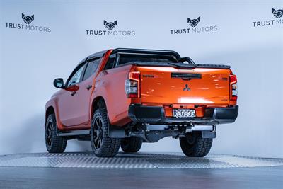 2020 Mitsubishi Triton - Thumbnail