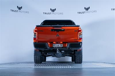2020 Mitsubishi Triton - Thumbnail