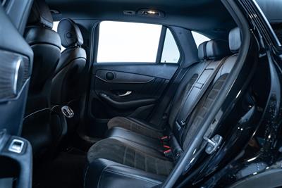 2019 Mercedes-Benz GLC 300 - Thumbnail