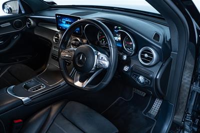 2019 Mercedes-Benz GLC 300 - Thumbnail