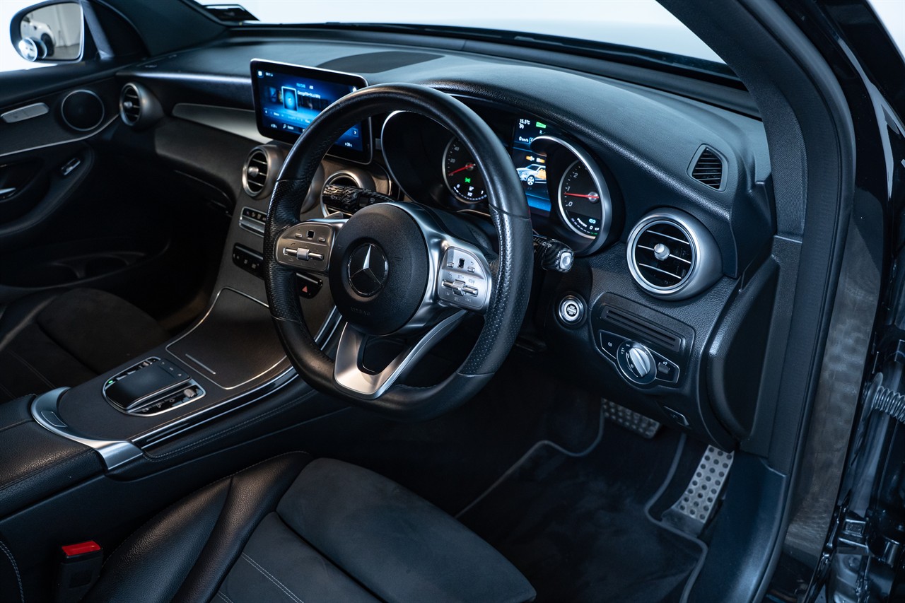 2019 Mercedes-Benz GLC 300