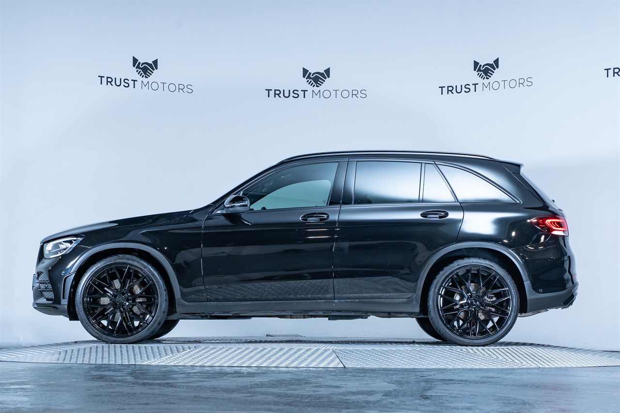 2019 Mercedes-Benz GLC 300