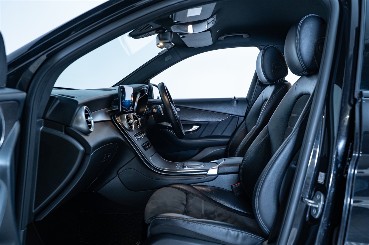 2019 Mercedes-Benz GLC 300