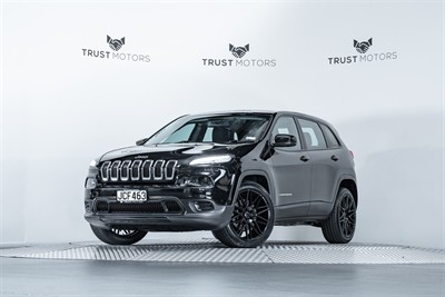 2015 Jeep Cherokee - Thumbnail