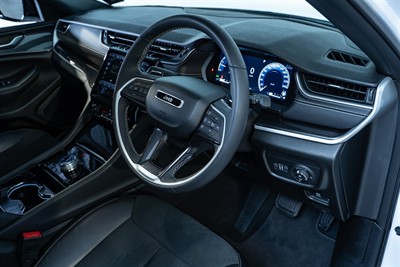 2023 Jeep Grand Cherokee - Thumbnail