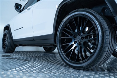 2023 Jeep Grand Cherokee - Thumbnail