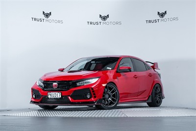 2017 Honda Civic - Thumbnail