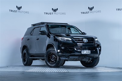 2019 Toyota Fortuner - Thumbnail