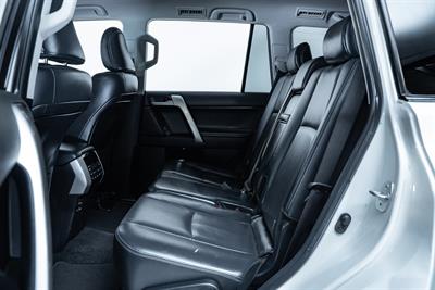 2019 Toyota Landcruiser Prado - Thumbnail