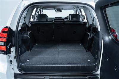 2019 Toyota Landcruiser Prado - Thumbnail
