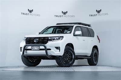 2019 Toyota Landcruiser Prado - Thumbnail