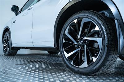 2022 Mitsubishi Outlander - Thumbnail