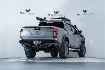 2019 Nissan Navara - Thumbnail