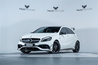 2017 Mercedes-Benz A 45 - Thumbnail