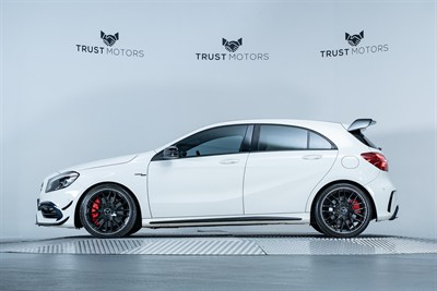 2017 Mercedes-Benz A 45 - Thumbnail