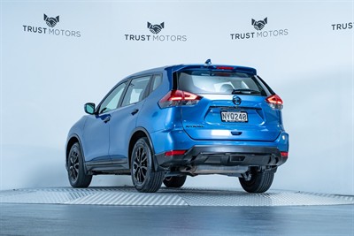 2021 Nissan X-Trail - Thumbnail