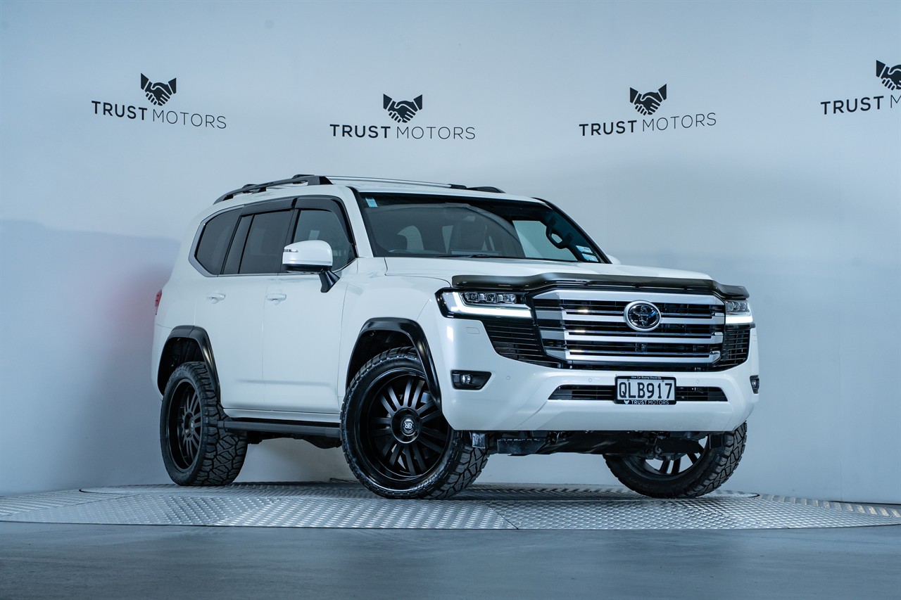 2024 Toyota Land Cruiser