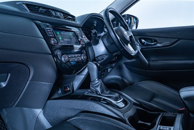 2021 Nissan X-Trail - Thumbnail