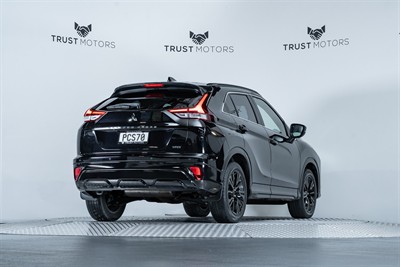 2022 Mitsubishi Eclipse Cross - Thumbnail