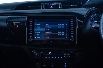 2022 Toyota Hilux - Thumbnail