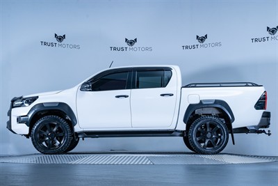 2022 Toyota Hilux - Thumbnail