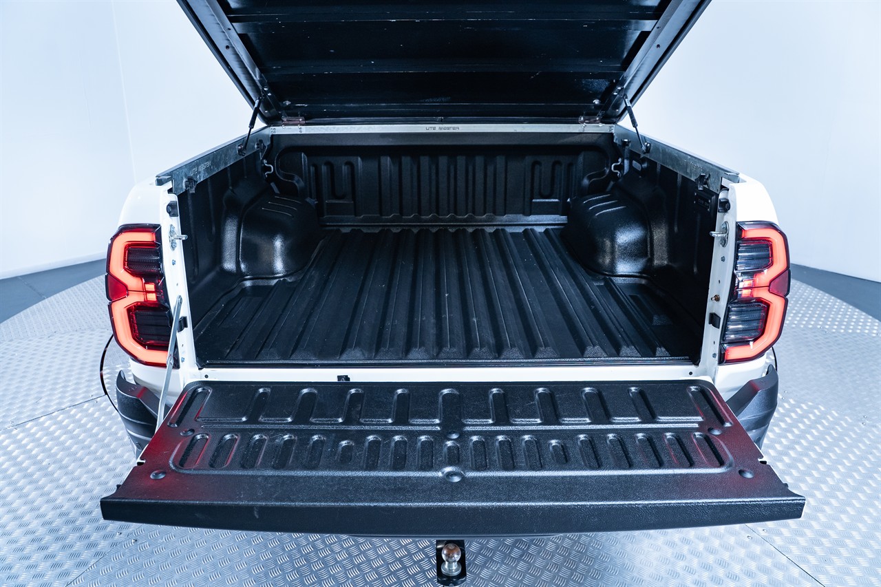 2022 Toyota Hilux