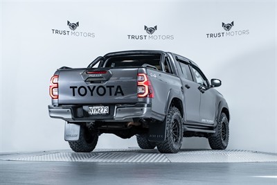 2021 Toyota Hilux - Thumbnail