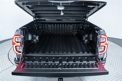 2021 Toyota Hilux - Thumbnail
