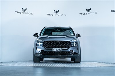 2021 Hyundai Santa Fe - Thumbnail