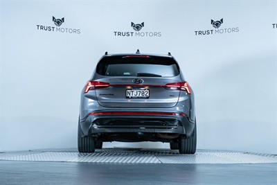 2021 Hyundai Santa Fe - Thumbnail