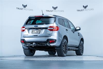 2021 Ford Everest - Thumbnail