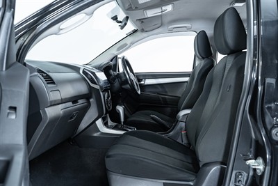 2017 Isuzu D-Max - Thumbnail