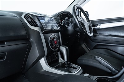 2017 Isuzu D-Max - Thumbnail