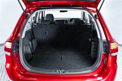 2021 Mitsubishi Outlander - Thumbnail