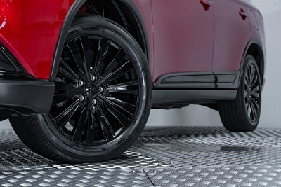 2021 Mitsubishi Outlander - Thumbnail