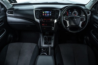 2020 Mitsubishi Triton - Thumbnail