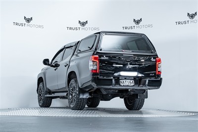2020 Mitsubishi Triton - Thumbnail