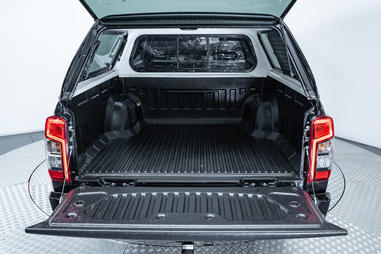 2020 Mitsubishi Triton