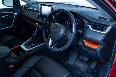 2020 Toyota Rav4 - Thumbnail